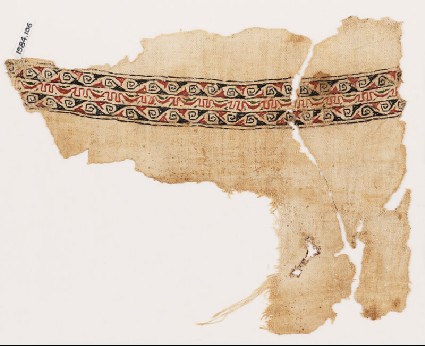 Textile fragment with bands of spiralsfront