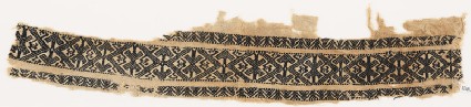 Textile fragment with diamond-shapes and arrowsfront
