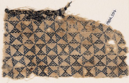 Textile fragment with linked trianglesfront