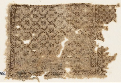 Textile fragment with diagonal grid of lozengesfront