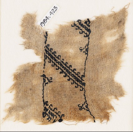 Textile fragment with diagonal lines with hook bordersfront