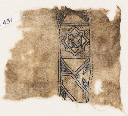 Textile fragment with square containing an eight-pointed starfront