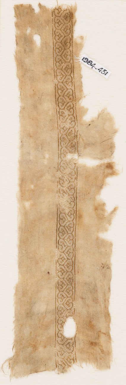 Textile fragment with band of linked heartsfront