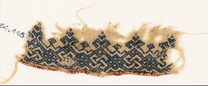 Textile fragment with knotted and interlacing plantsfront