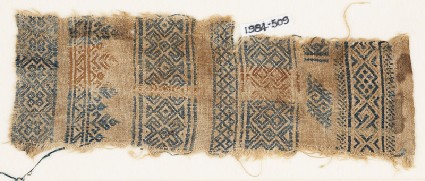 Sampler fragment with crosses and diamond-shapesfront