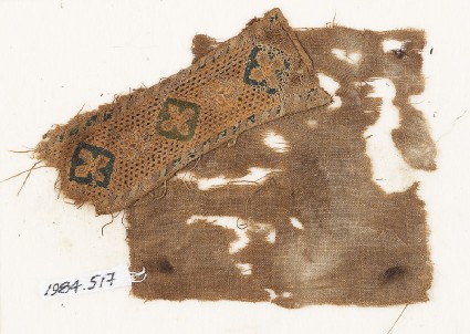 Textile fragment with quatrefoils set into diamond-shapesfront