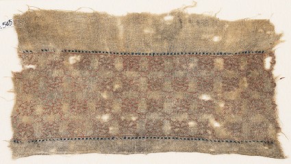 Textile fragment with quatrefoils linked by small squaresfront