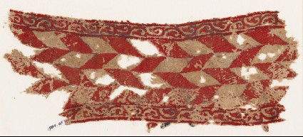 Textile fragment with lozengesfront