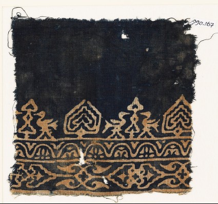 Textile fragment with birds, possibly tree-shapes, and stylized plantsfront
