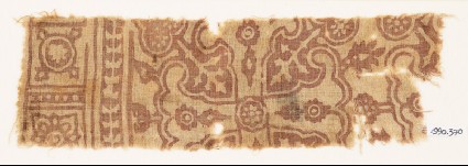 Textile fragment with Maltese cross and rosettesfront
