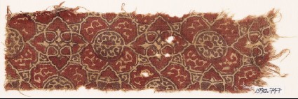 Textile fragment with elaborate quatrefoilsfront