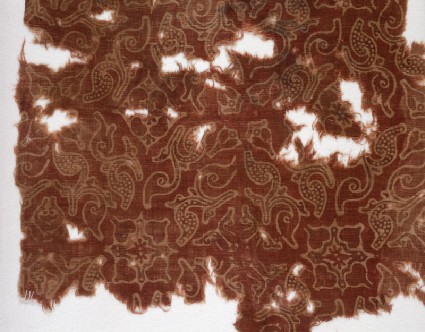 Textile fragment with leaves and quatrefoilsfront