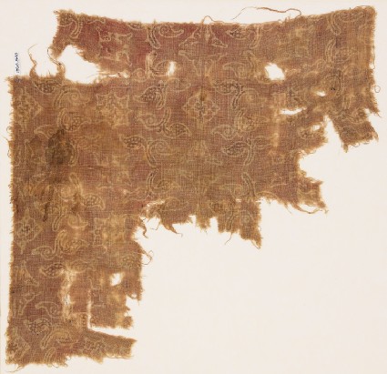 Textile fragment with leaves and quatrefoilsfront