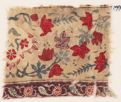 Textile fragment with naturalistic flowersfront