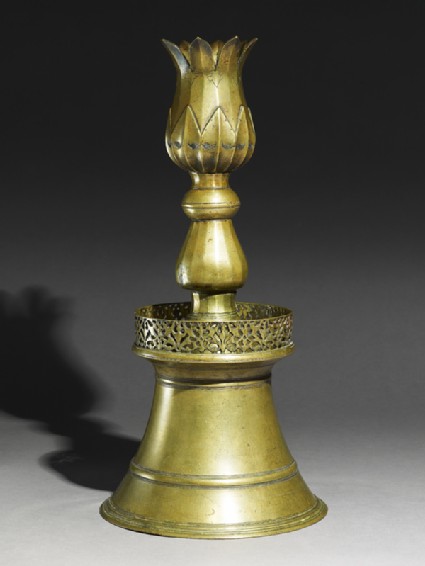 Candlestick with candleholder in the form of a tulipside