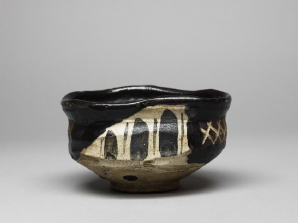 Tea bowl with aubergines and cross-hatchesside