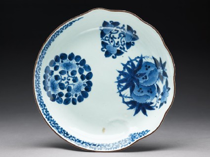 Plate with flowers and wavestop