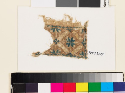 Textile fragment with rosette, diamond-shape, and squarefront