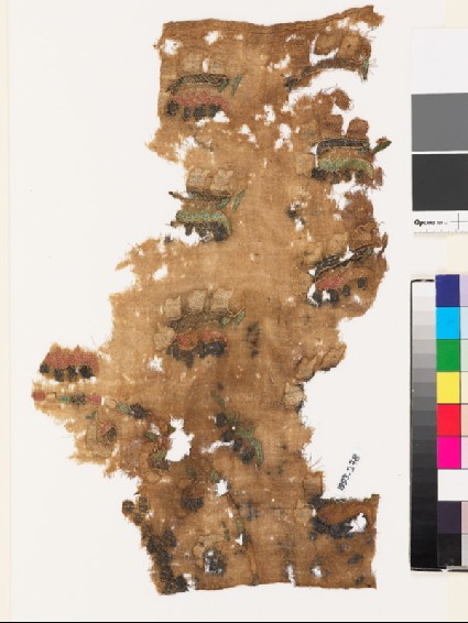 Textile fragment from a turban cover with sprays of flowers and leavesfront