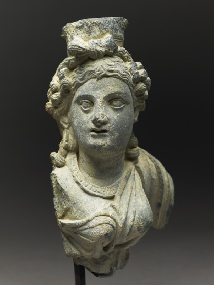 Fragmentary bust figure of the goddess Haritiside