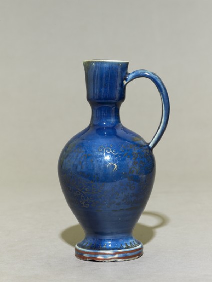 Jug of European formside