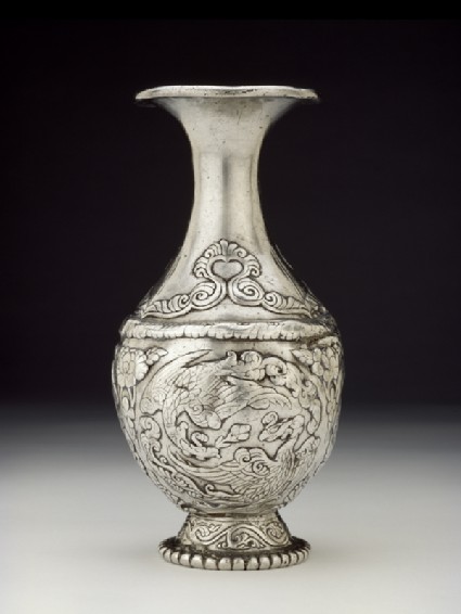 Silver vase with pairs of phoenixesside