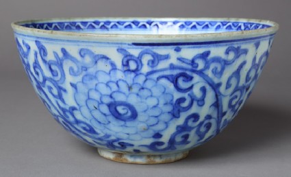 Bowl with peonies and scrollsfront