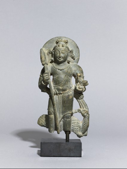 Figure of the war god Skandafront