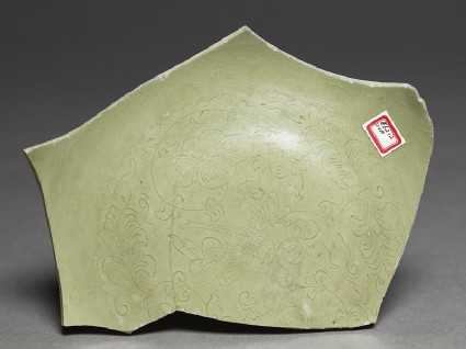 Greenware sherd with floral decorationtop