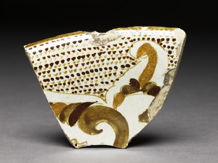 Fragment of polychrome lustrewarefront