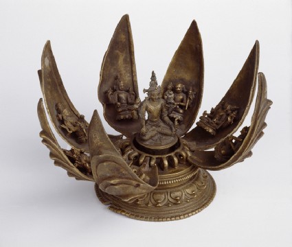 Figure of Vishnu in the lotusoblique