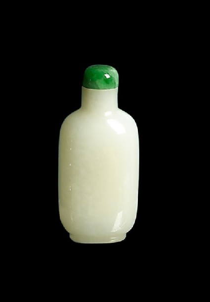 White jade snuff bottle with jadeite stopperoblique