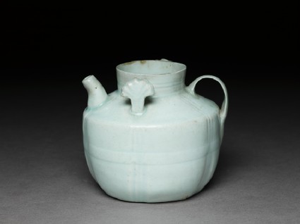 White ware ewer with lugsoblique