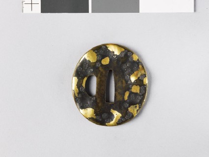 Tsuba with plum blossoms and dewdrops amid snowfront