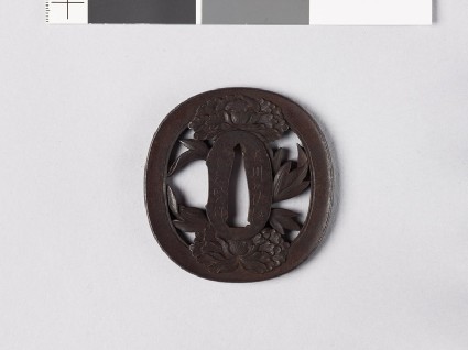 Tsuba with peony flowersfront