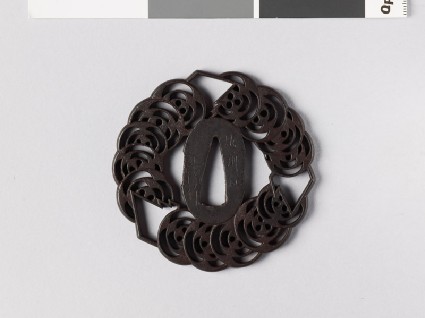 Tsuba with Ogasawara-bishi mon, formed from overlapping lozengesfront