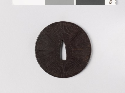 Tsuba with radial linesfront