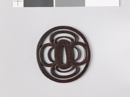 Tsuba with two concentric mokkō shapesfront