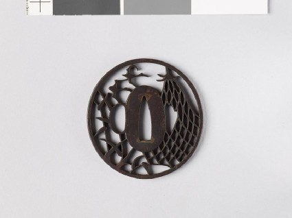 Tsuba with fisherman's net and wild geesefront