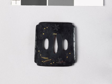Tsuba with stellate shapes and pine needlesfront