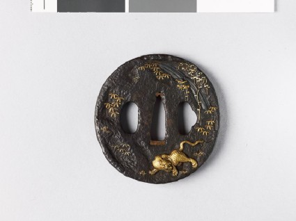Tsuba with tigers in a landscapefront