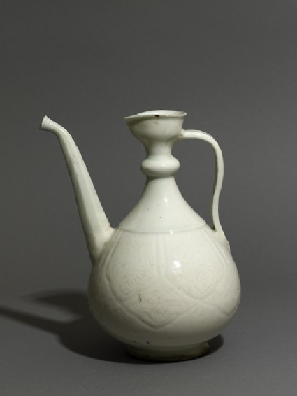 Ewer with incised floral decorationoblique