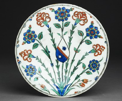 Dish with flower sprays and coat of armstop