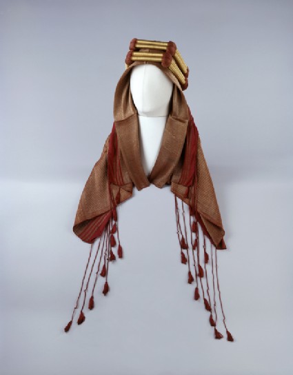 Arab headdressoblique