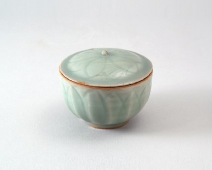 Greenware bowl and lid with lotus petalsfront