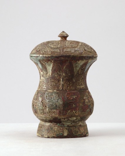 Ritual wine vessel, or zhi, with taotie mask patternfront