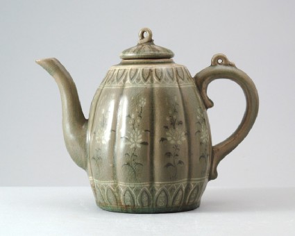 Greenware lobed ewer and lid with floral decorationfront