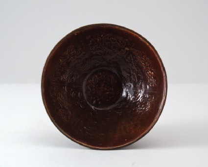 Ding black ware bowl with seasonal flowersfront