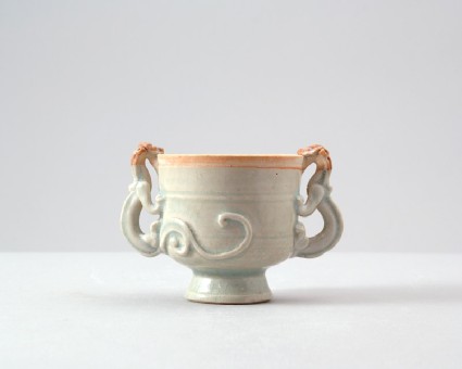 White ware cup with two dragonsfront