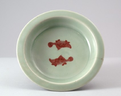 Dish with two mandarin fishfront